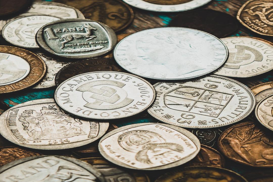 MoonBag the Leading Crypto Presale of 2024 Surpasses Internet Computer ICP and Pepe Achieving a 15000 ROI and 88 APY